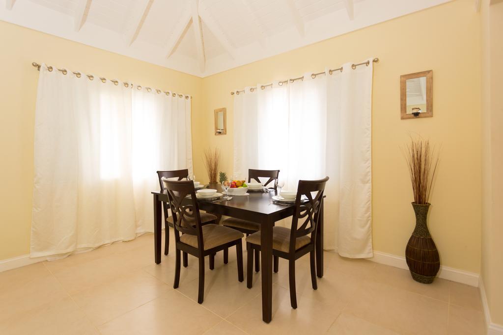 Villa @ The Palms Priory ภายนอก รูปภาพ