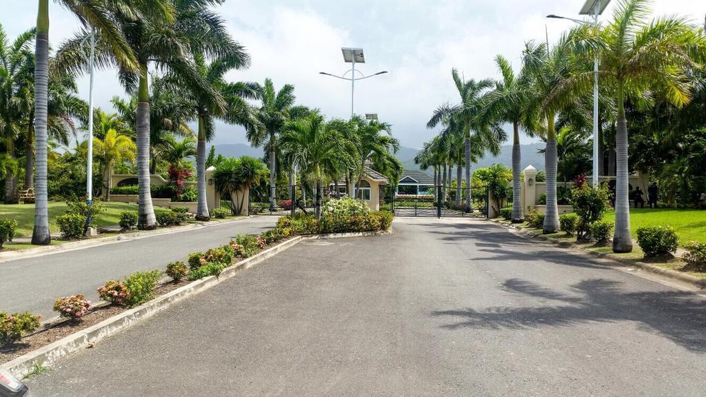 Villa @ The Palms Priory ภายนอก รูปภาพ